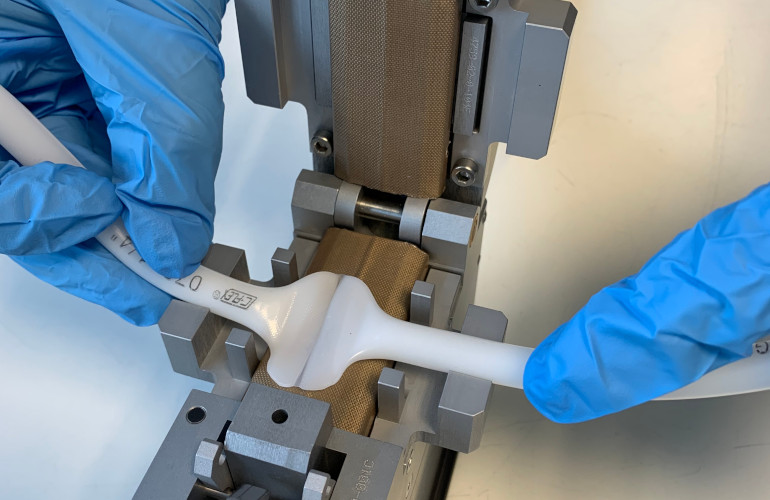 Sterile Disconnection of Thermoplastic Pipes by Welding